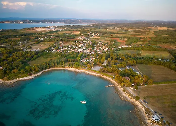 Hébergement de vacances Tisa Homes *