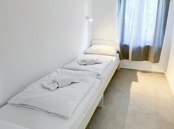 Hébergement de vacances Tisa Homes *